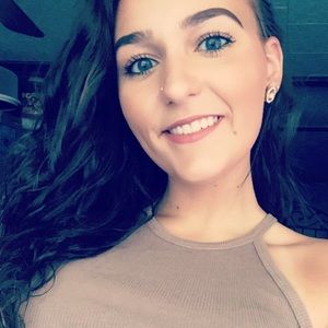 🌼 5 for 25🌼 TAN CROP TOP